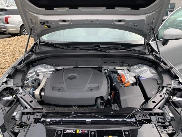used 2022 Volvo XC60 Recharge Plug-In Hybrid car, priced at $45,177