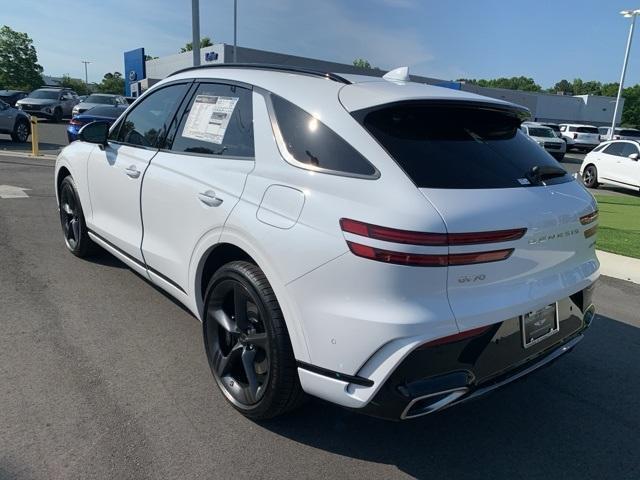 new 2026 Genesis GV70 car