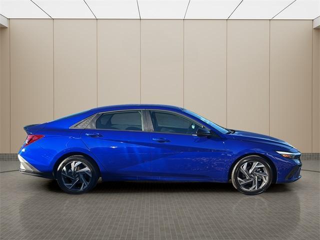 used 2025 Hyundai Elantra car, priced at $22,300