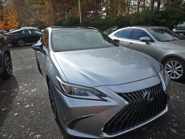 used 2023 Lexus ES 350 car, priced at $38,577