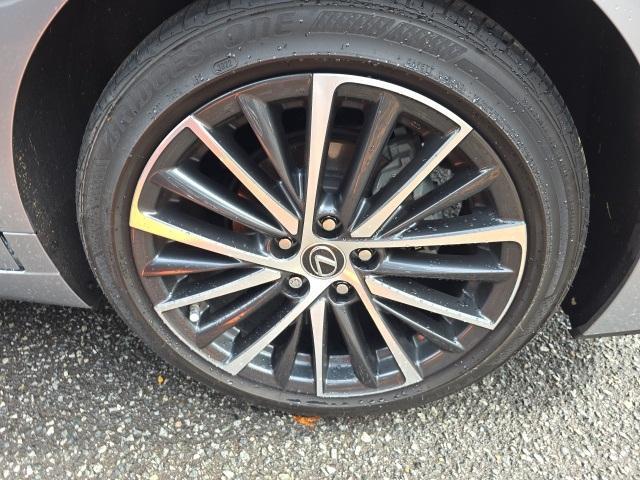 used 2023 Lexus ES 350 car, priced at $38,577