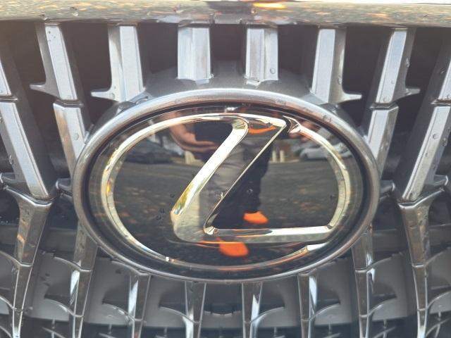 used 2023 Lexus ES 350 car, priced at $38,577