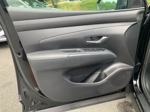 new 2025 Hyundai Tucson car, priced at $30,495