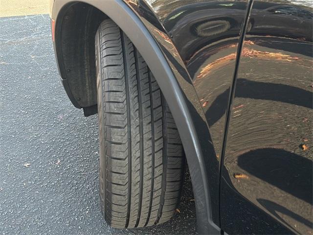 used 2024 Cadillac XT4 car, priced at $31,900