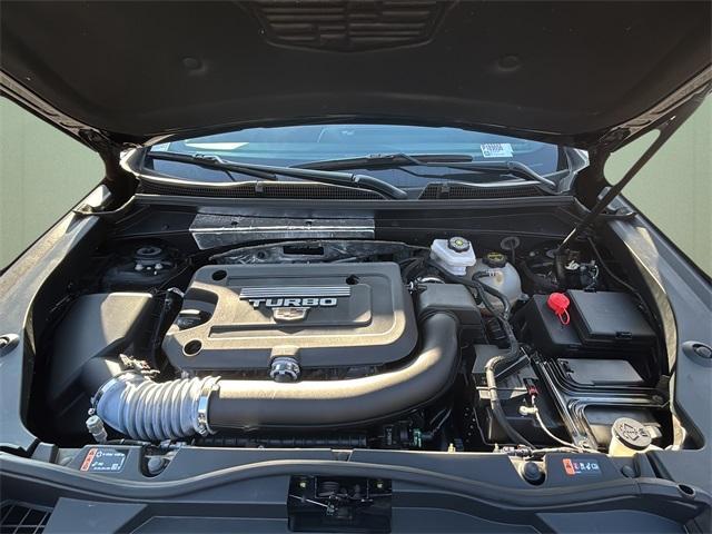 used 2024 Cadillac XT4 car, priced at $31,900