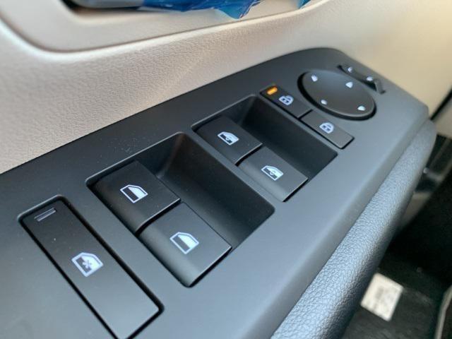 new 2025 Hyundai TUCSON Hybrid car, priced at $31,971