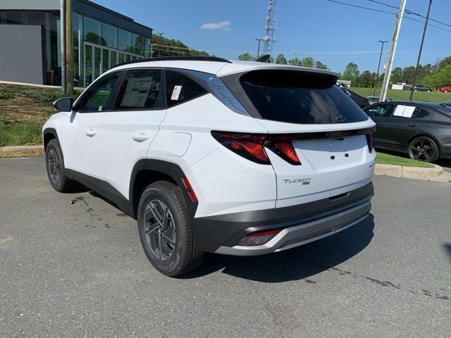 new 2025 Hyundai TUCSON Hybrid car, priced at $31,971