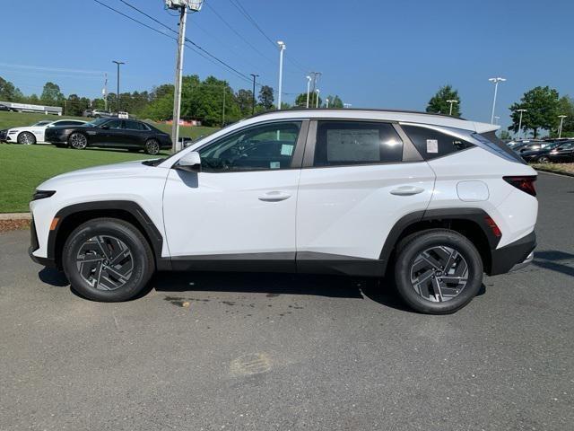 new 2025 Hyundai TUCSON Hybrid car, priced at $31,971