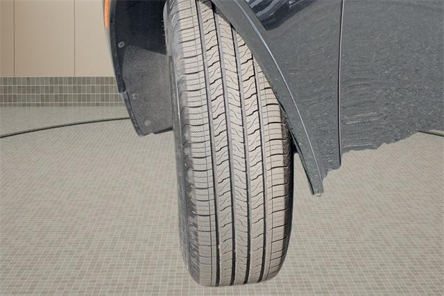 used 2017 Cadillac XT5 car, priced at $16,300