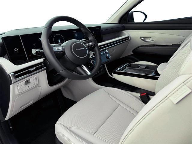 new 2025 Hyundai TUCSON Hybrid car