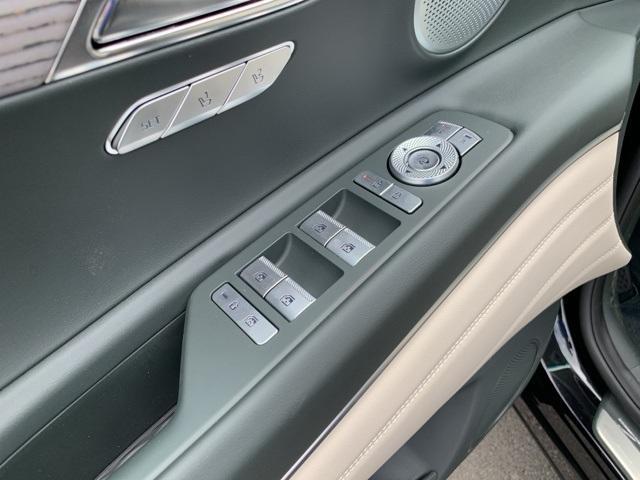 new 2025 Genesis GV80 car, priced at $82,080