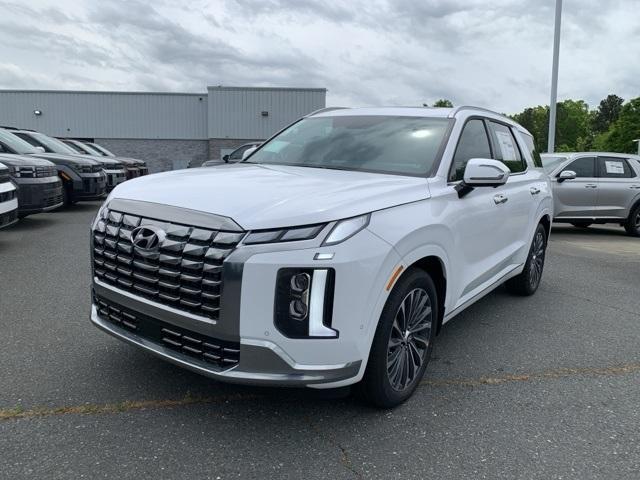new 2025 Hyundai Palisade car, priced at $50,076