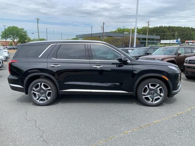new 2025 Hyundai Palisade car, priced at $45,586