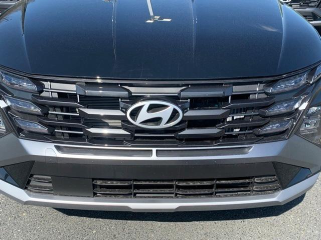new 2025 Hyundai TUCSON Hybrid car, priced at $36,374