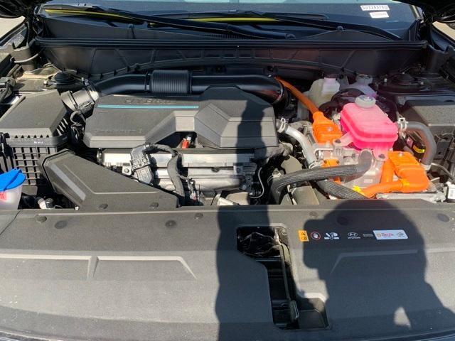 new 2025 Hyundai TUCSON Hybrid car, priced at $36,374