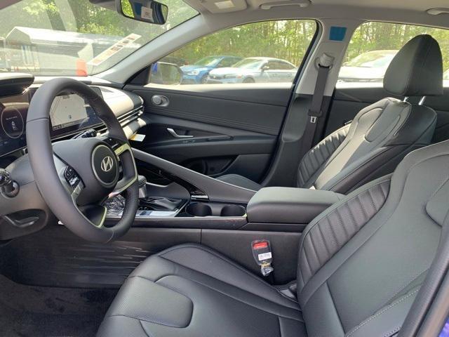 new 2025 Hyundai Elantra car, priced at $26,571