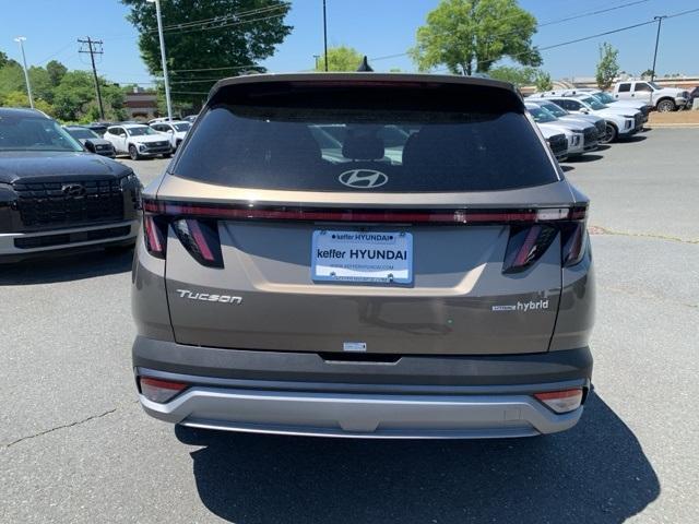 new 2025 Hyundai TUCSON Hybrid car, priced at $36,314