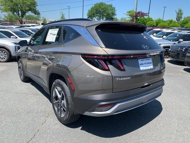 new 2025 Hyundai TUCSON Hybrid car, priced at $36,314