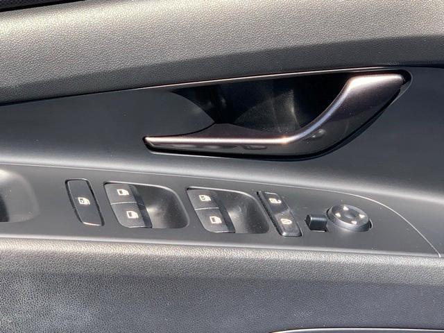 used 2022 Hyundai Elantra car, priced at $20,636