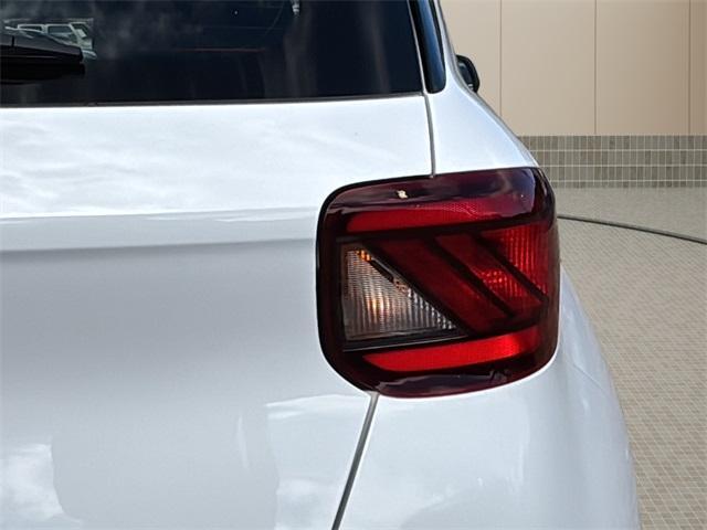 used 2025 Hyundai Venue car, priced at $19,600
