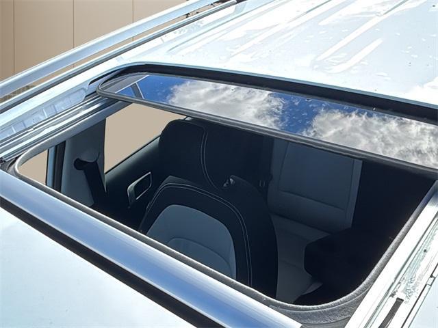 used 2025 Hyundai Venue car, priced at $19,600