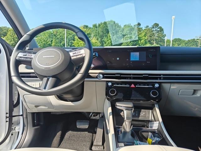 new 2025 Hyundai Tucson car, priced at $33,316
