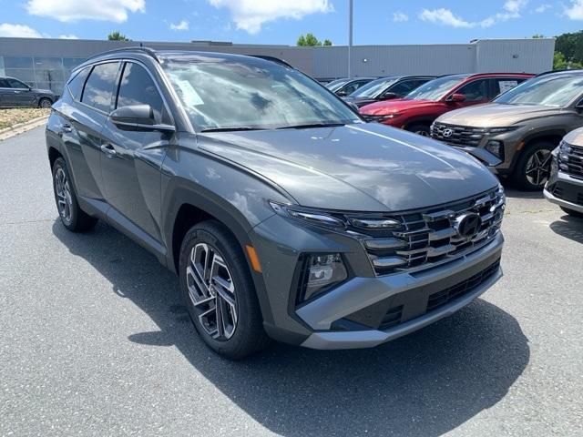 new 2025 Hyundai TUCSON Plug-In Hybrid car, priced at $48,624
