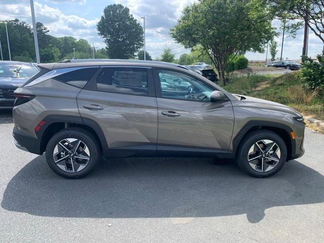 new 2025 Hyundai TUCSON Hybrid car, priced at $36,618