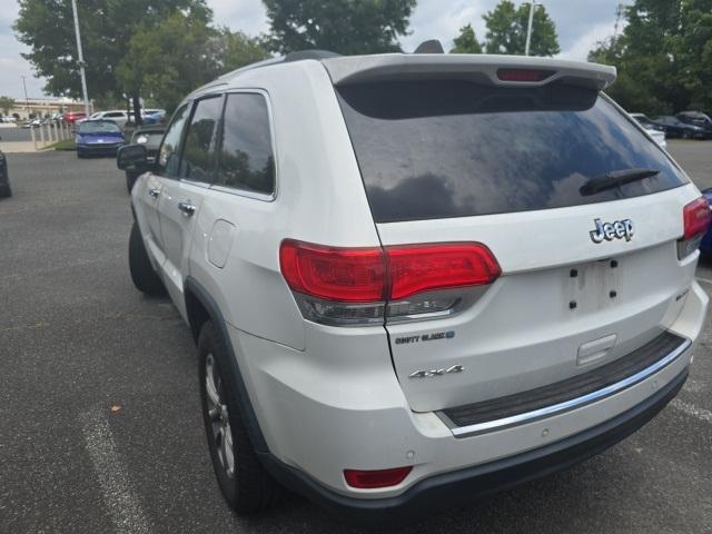 used 2015 Jeep Grand Cherokee car, priced at $13,117