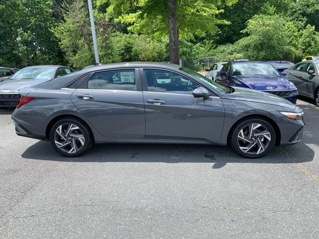 new 2025 Hyundai Elantra car, priced at $25,612