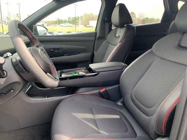 new 2025 Hyundai TUCSON Hybrid car, priced at $37,219