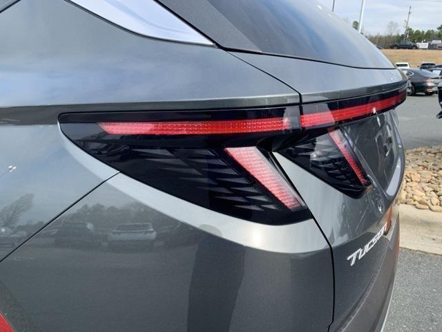 new 2025 Hyundai TUCSON Hybrid car, priced at $34,462