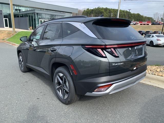 new 2025 Hyundai TUCSON Hybrid car, priced at $34,462