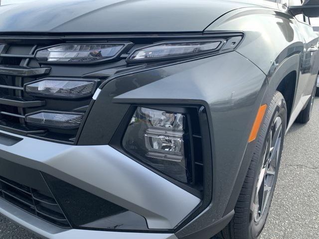 new 2025 Hyundai TUCSON Hybrid car, priced at $34,462