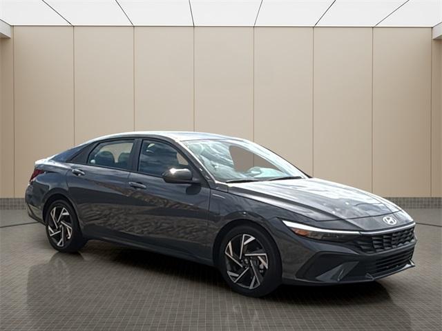 used 2025 Hyundai Elantra car, priced at $21,500
