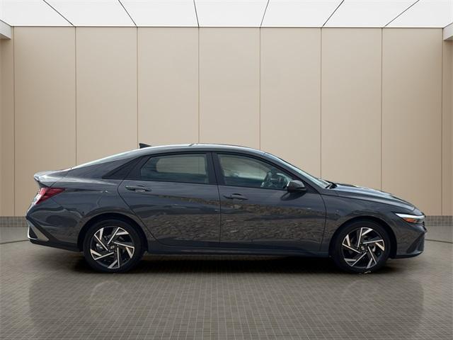 used 2025 Hyundai Elantra car, priced at $21,500