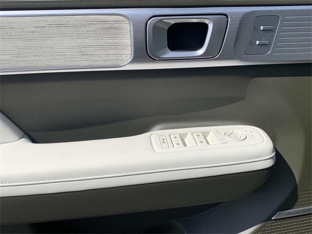 new 2025 Hyundai Santa Fe car, priced at $44,681