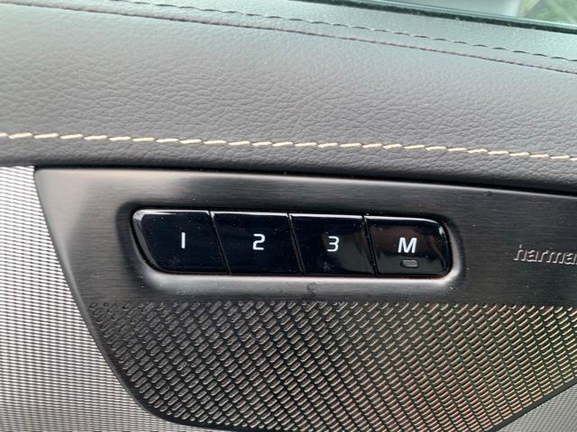 used 2022 Volvo XC90 Recharge Plug-In Hybrid car, priced at $40,384