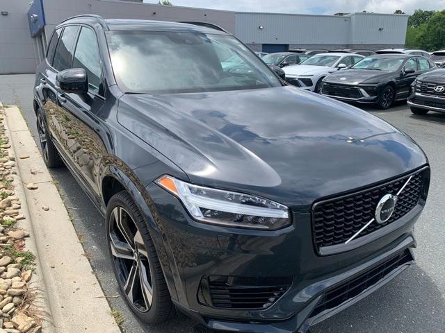 used 2022 Volvo XC90 Recharge Plug-In Hybrid car, priced at $40,384