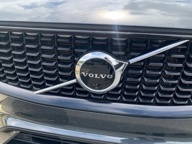 used 2022 Volvo XC90 Recharge Plug-In Hybrid car, priced at $40,384