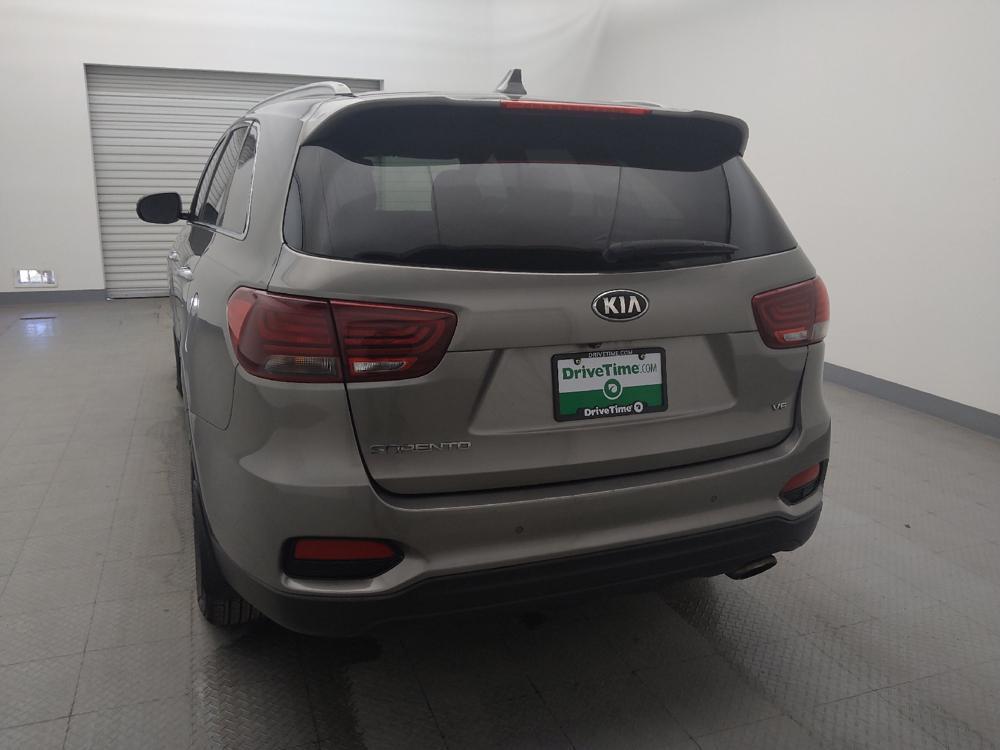 used 2019 Kia Sorento car, priced at $18,995