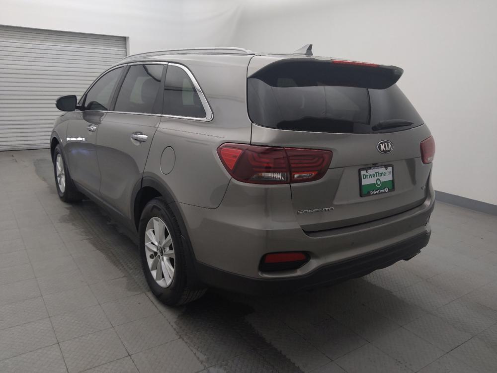 used 2019 Kia Sorento car, priced at $18,995