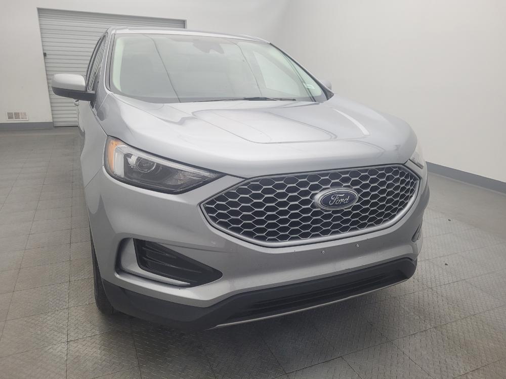 used 2024 Ford Edge car, priced at $29,995