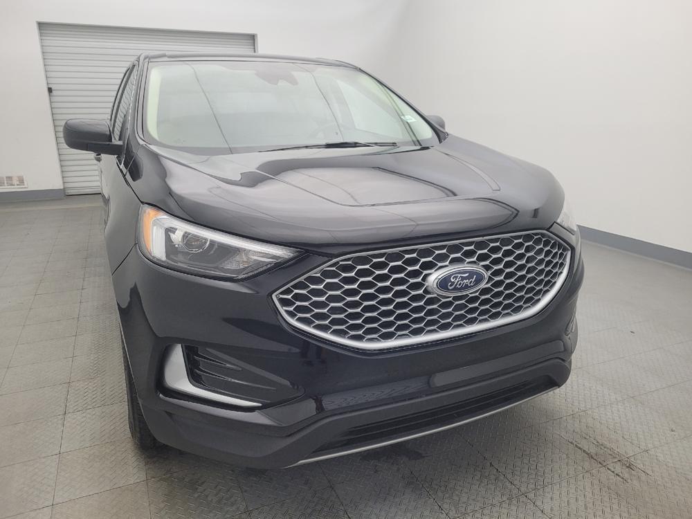 used 2024 Ford Edge car, priced at $29,895