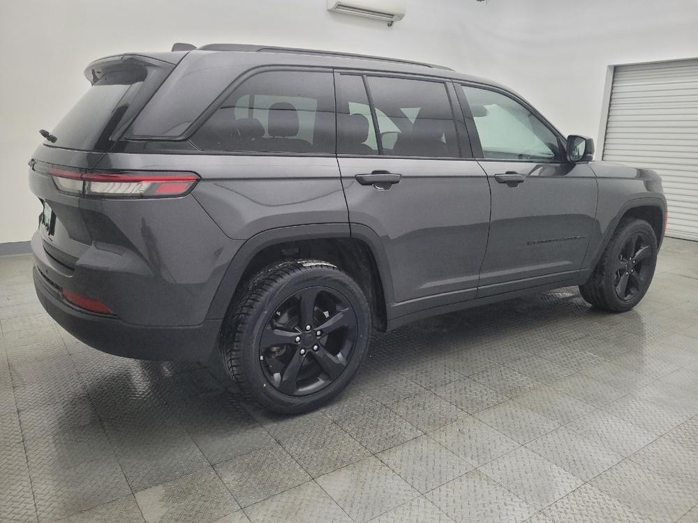 used 2023 Jeep Grand Cherokee car, priced at $33,095