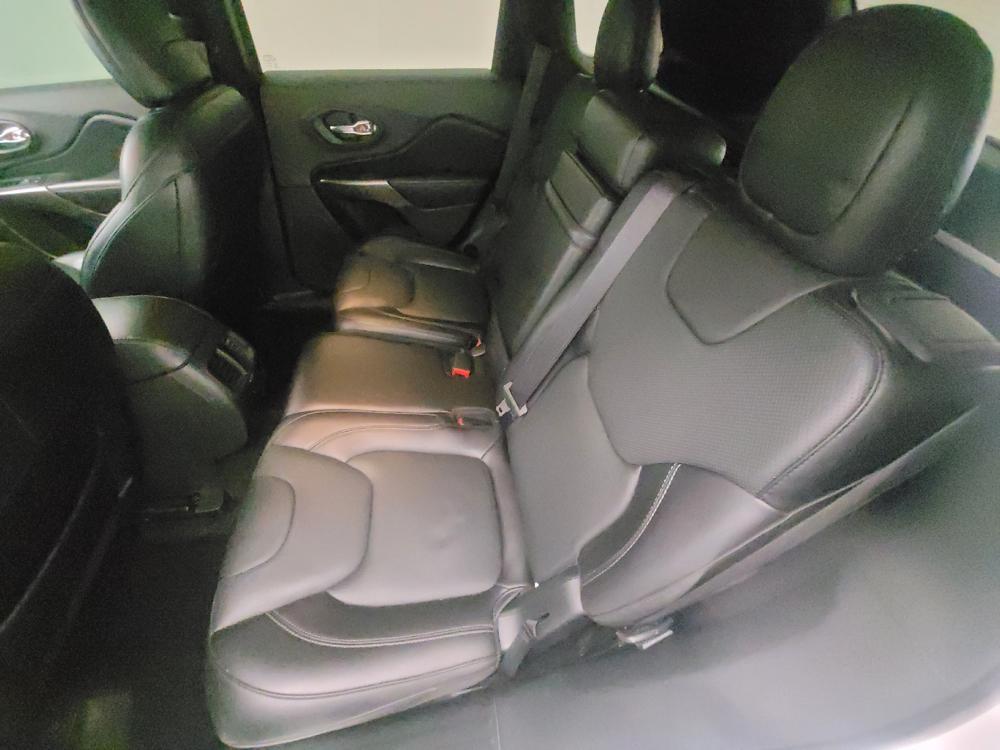 used 2019 Jeep Cherokee car, priced at $18,495