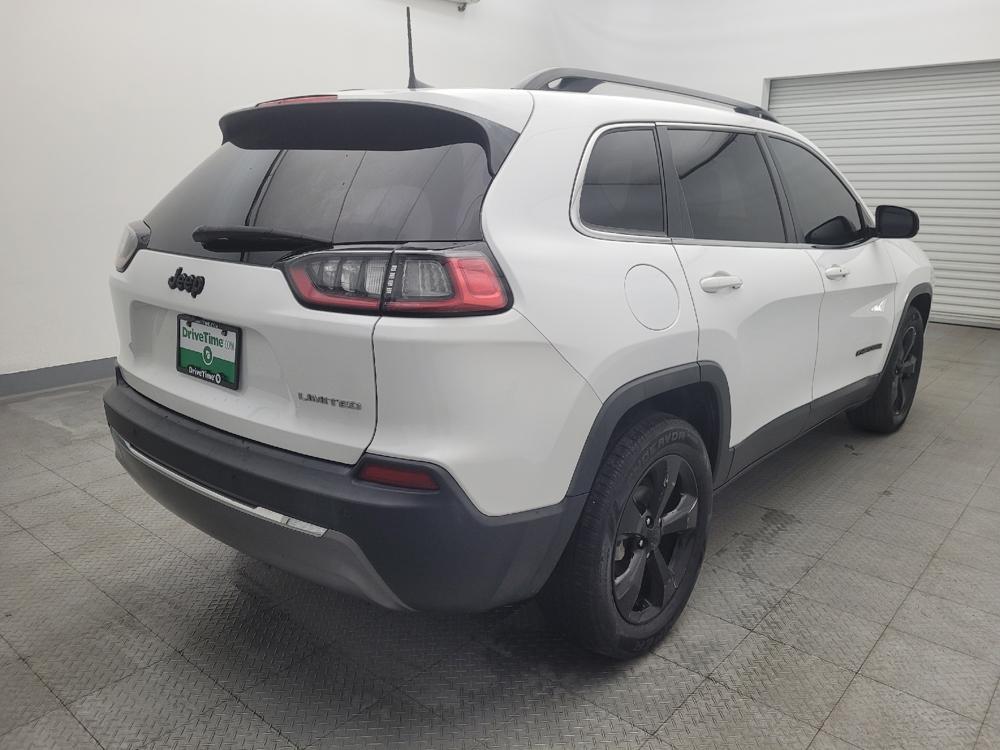 used 2019 Jeep Cherokee car, priced at $18,495