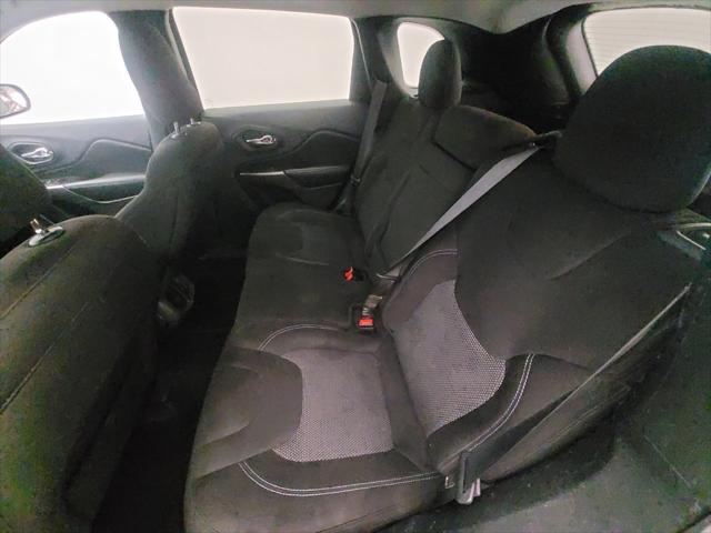 used 2019 Jeep Cherokee car, priced at $20,395