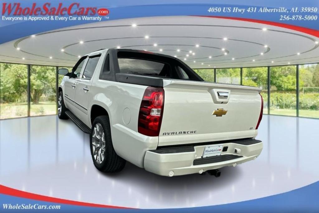 used 2011 Chevrolet Avalanche car, priced at $16,995