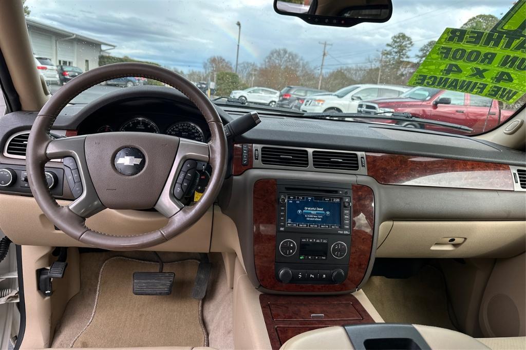 used 2011 Chevrolet Avalanche car, priced at $16,995